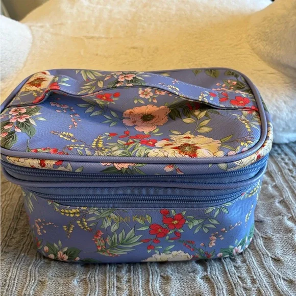 Yumi Kim Floral Makeup Train Case - Picture 10 of 13